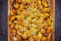 Cottage pie gnocchi topping