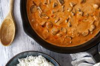 Mushroom stroganoff