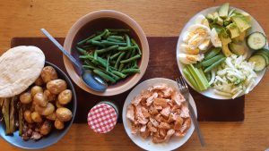 Hot smoked salmon salad