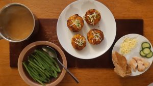 Spiced salmon fishcakes with Thai red sauce