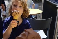 H and A eating ice cream
