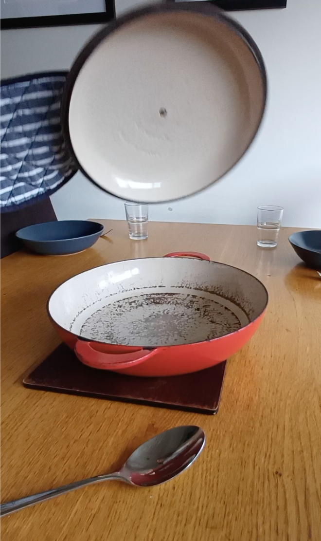 Empty pan