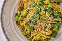 Chilli peanut noodles