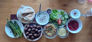 Kofta bulgar and tzatziki